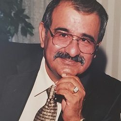 Roberto C . Suarez