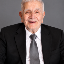 Adán Contreras Rojas